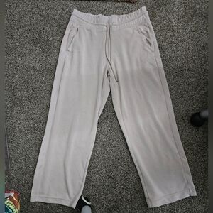 Athleta Cream Flowing Ankle Pants